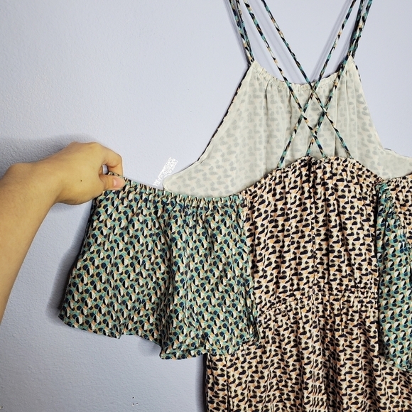 Anthropologie Printed Cold Shoulder Strappy Romper - Picture 8 of 11